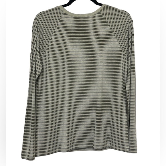 Cabi Game Tee Size: S - Picture 2 of 4